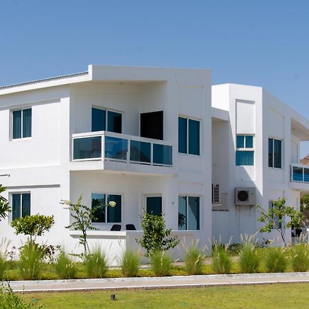 Holiday Beach Resort Ντίμπα Εξωτερικό φωτογραφία