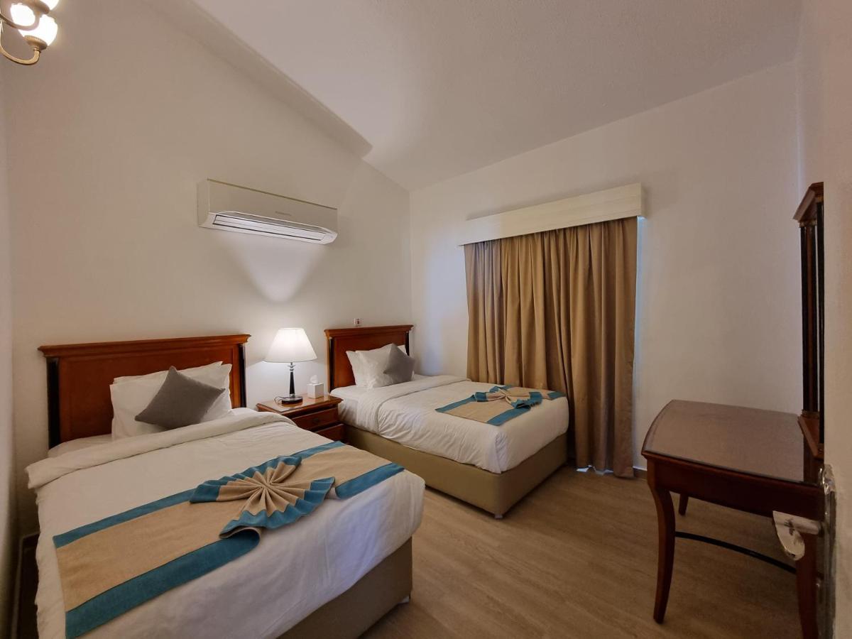 Holiday Beach Resort Ντίμπα Εξωτερικό φωτογραφία